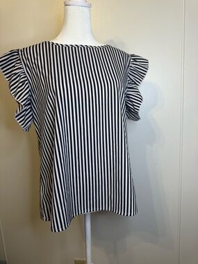 SHEIN Black & White Striped Ruffle Sleeve Top